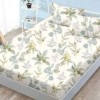 Set husa finet 160x200 cm cu elastic si 2 fete de perna, model cu frunze verzi pe fond crem