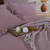 set lenjerie de pat cu patura Clasy Eveya V3 Mov textura in relief si franjuri decorative