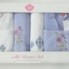 Set matrimonial 2 halate baie +4 prosoape, Alb /Lila decolorat partial