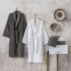 Set matrimonial Genny Cotton Box alb gri, 2 halate si 4 prosoape brodate