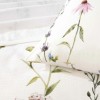 set pique TAC Veliora Roz bumbac 100 cu imprimeu flori de camp pastel pe fond alb