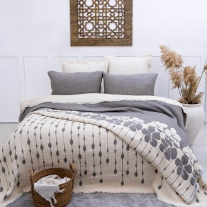 Cuvertura muselina Sole gri 240x260cm Saheser Home, imprimeu floral