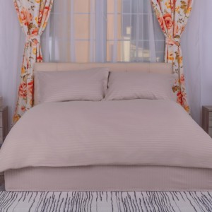 Set lenjerie cu elastic damasc policoton cappuccino pentru pat 160x200 cm, lux și confort