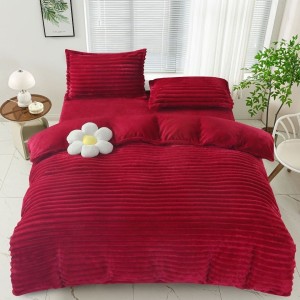 Lenjerie de pat cocolino Line Rosie pentru pat dublu, material moale de inalta densitate, ideal pentru sezonul rece.