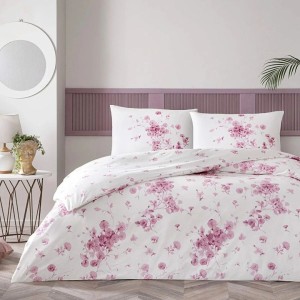 Lenjerie de pat Marian Pembe TAC cu model floral roz pe fundal alb, aducând eleganță și confort în orice dormitor