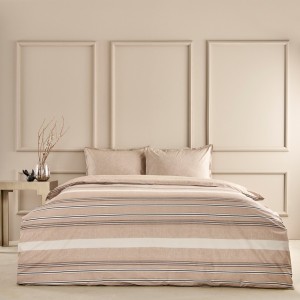 Lenjerie de pat Perle din bumbac 100% ranforce, brand Tac, cu design în dungi în tonuri de bej și alb, ideală pentru un decor elegant și sofisticat.