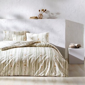 Lenjerie de pat din bumbac 100% ranforce model Reborn Levi cu design botanic în nuanțe de verde, bej și albastru.