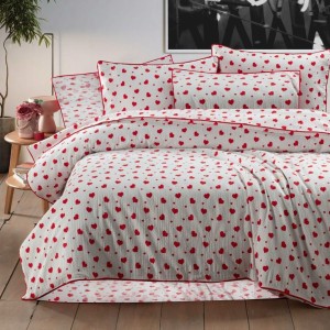 Lenjerie de pat dublu creponata cu elastic 180x200 cm din bumbac, model inimi rosii, set 4 piese, cearceaf elastic.