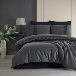 Lenjerie de pat dublu cu bordură jacquard, Clasy Home, design dungi și bordură gri-negru - Nienna V2