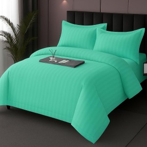 Lenjerie de pat dublu verde fistic din damasc policoton, set 4 piese