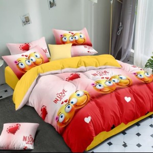 Lenjerie de pat dublu din finet, 6 piese, cu design vesel și romantic cu emoji zâmbitori și inimioare roșii.