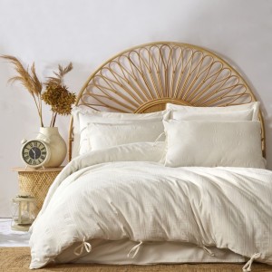 Lenjerie de pat jacquard ranforce crem, model Saheser Lucca
