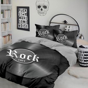 Set de lenjerie din bumbac 100% ranforce cu imprimeu digital și tematică rock, oferind un design modern și durabil.