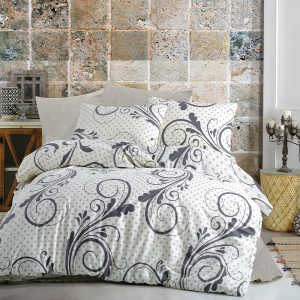 Lenjerie de pat dublu colecția Dream Nazenin Home cu 4 piese și design floral și geometric în nuanțe de bej și gri pe fundal crem.