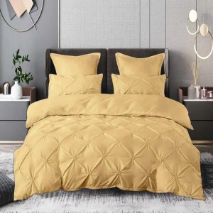 Llenjerie de pat din finet galben cu pliuri decorative, 6 piese