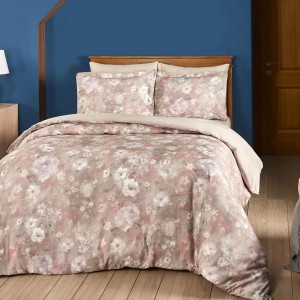 Lenjerie de pat cu design floral subtil pe nuanțe de gri și roz pal, model Penon