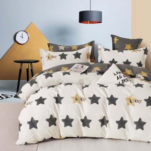 Lenjerie de pat percale stele negre și galbene pe fond crem, set de 3 piese, pat de 1 persoană, bumbac 100%, fabricată în România