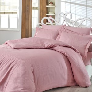 Lenjerie de pat roz, dungi fine, 100% bumbac satinat, set 7 piese.