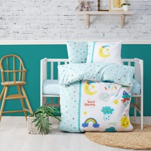 Set lenjerie pătuț Tatlı Menta Cotton Box din bumbac 100 % ranforce, imprimeu lună somnoroasă, nori și curcubeu pe fond mentă pastel