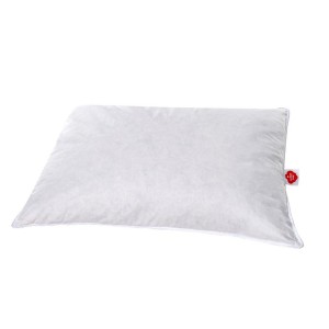 Perna naturala 50x70 cm, Cotton Box, umplutura 100% pana de gasca, husa din bumbac alb, design simplu si elegant pentru un somn confortabil.