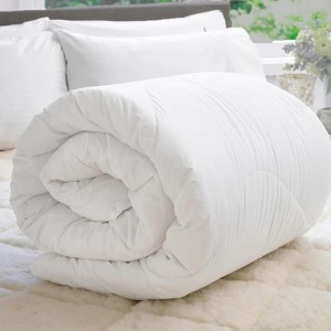 PLapuma de lana pentru iarna fabricata la Pucioasa 180x210cm