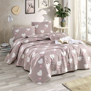 Set cuvertura matlasata 200x220 cm + 2 fete perna cu inimi Herz Roz Pudra