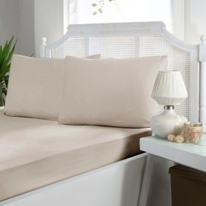 Set husa de pat cu elastic si 2 fete de perna, bumbac satinat, bej, 160x200 cm, potrivit pentru un dormitor elegant