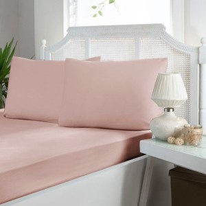 Set husa de pat cu elastic si 2 fete de perna, bumbac satinat, Roz pudra, 200x200 cm, potrivit pentru un dormitor elegant