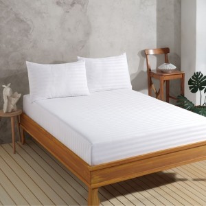 Set husa de pat cu elastic si 2 fete perna, bumbac poliester, 160x200cm, alb cu dungi