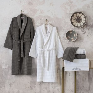 Set matrimonial Genny Cotton Box alb gri, 2 halate si 4 prosoape brodate