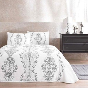 Set de pat Carmen din bumbac 100% cu design ornamental gri și alb într-un dormitor elegant