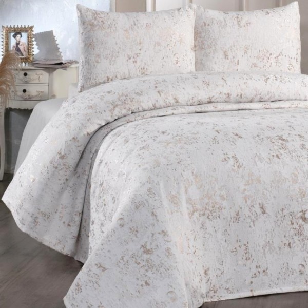 cuvertura pat crem catifelata jacquard chenille Slayka 230x240 cm cu 2 fete de perna