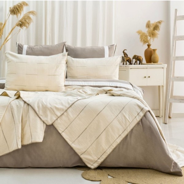 Cuvertura muselina Steva bej 240x260cm cu 2 fete de perna Saheser