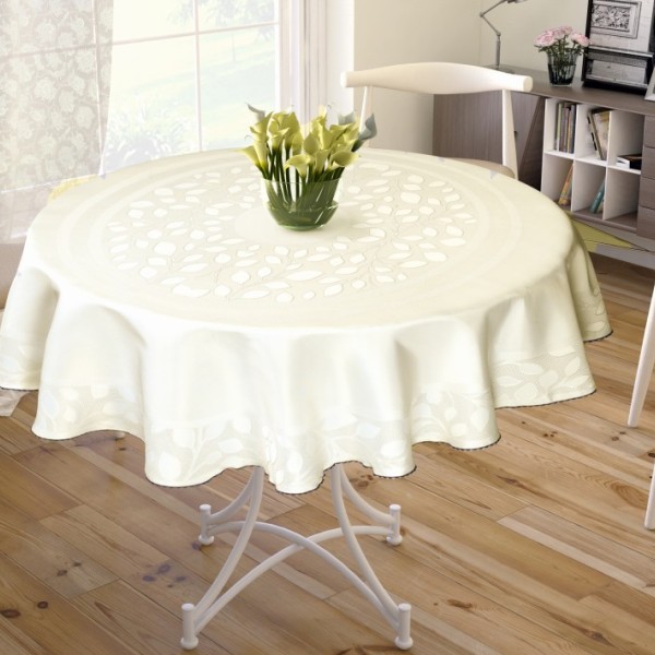 Fata de masa rotunda impermeabila crem baroc Jakar Pano, diametru 160cm, design elegant
