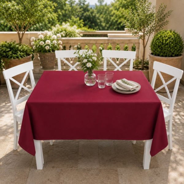 Fata de masa pentru terasa si gradina rezistenta UV 140x140 cm bordo, fabricata in Romania