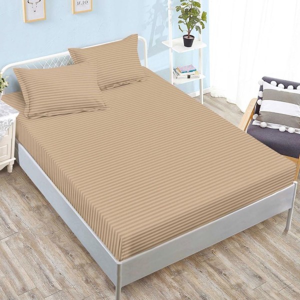 husa de pat bej inchis din damasc policoton cu doua fete de perna pentru saltele 160x200 si 180x200