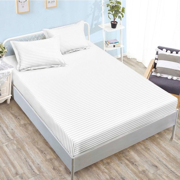husa de pat alba din damasc policoton cu doua fete de perna pentru saltele 160x200 si 180x200