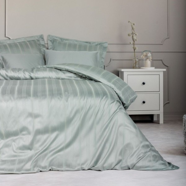 Lenjerie de pat bambus si bumbac Stripe Verde Menta cu design elegant si textura fina