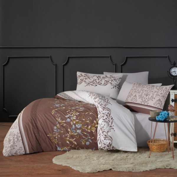 Lenjerie de pat din bumbac 100% ranforce cu design floral baroc în nuanțe de maro și alb, decor elegant și sofisticat