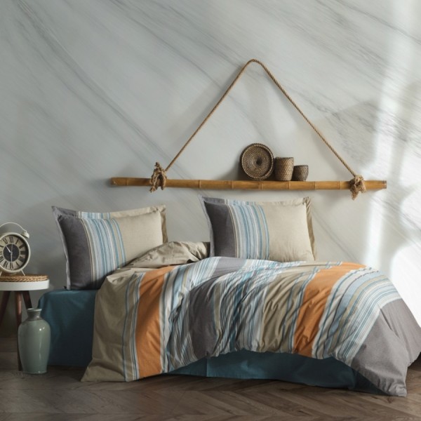 Lenjerie de pat Duko V1 din bumbac 100% ranforce cu design în dungi multicolore în tonuri de bej, albastru și portocaliu, ideală pentru un decor modern și atractiv.
