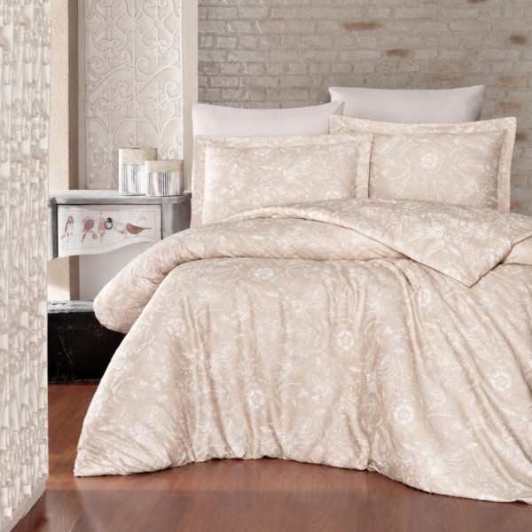 Lenjerie de pat First Choice Advina Champagne bumbac satinat 220 TC cu flori albe pe fundal crem champagne