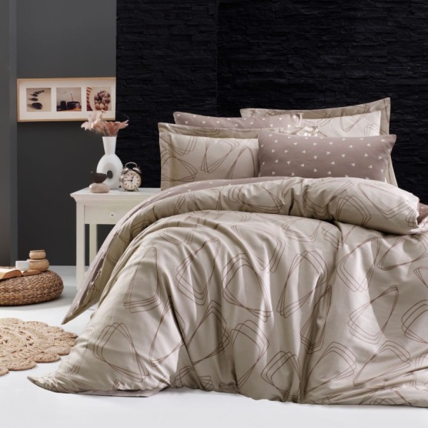 Lenjerie de pat First Choice Rovena Soil bumbac satinat 220 TC model geometric cu triunghiuri maro pe fond crem bej