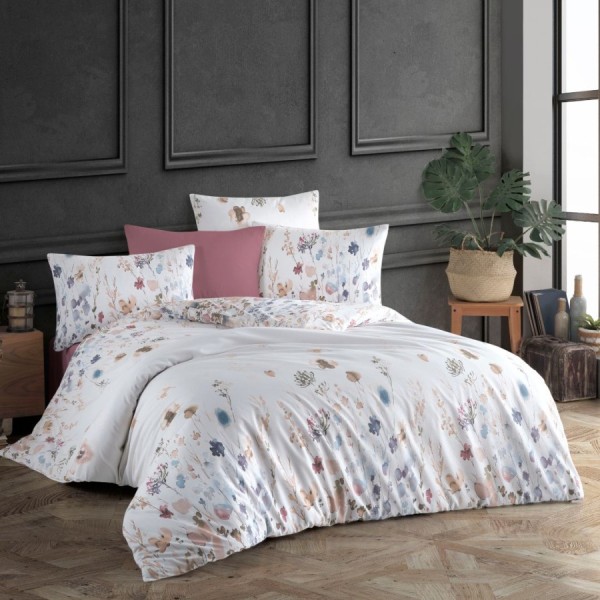 Lenjerie de pat dublu bumbac 100% ranforce model Karelia cu design floral în nuanțe pastelate de roz, albastru și bej