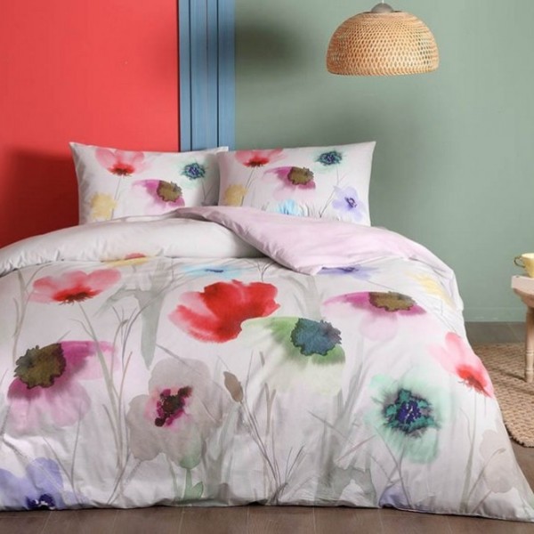 Lenjerie de pat dublu din bumbac 100% ranforce cu design floral vibrant în nuanțe de roșu, verde, albastru și violet