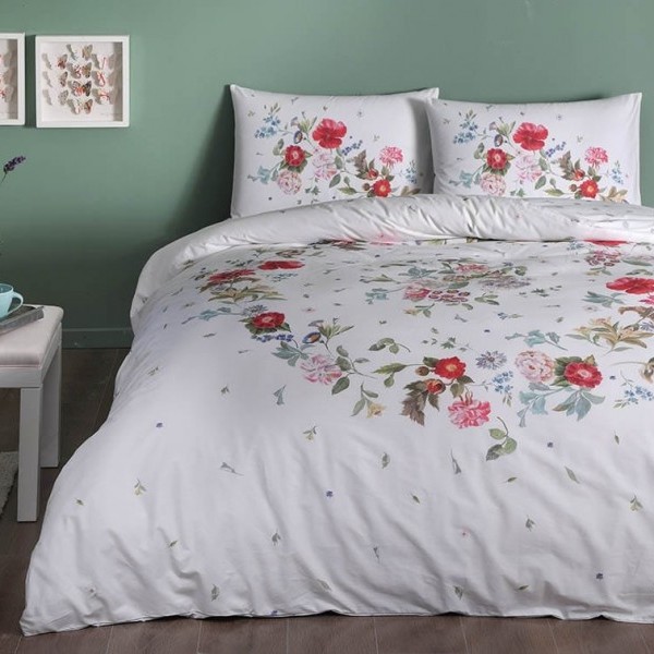 Lenjerie de pat dublu din bumbac 100% ranforce cu design floral în nuanțe de roșu, roz și verde pe fundal alb