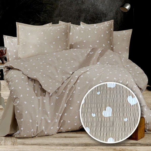 Lenjerie de pat dublu alba din bumbac 100% creponata cu elastic, model Bej cu inimioare albe