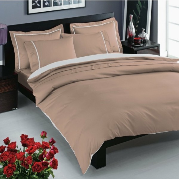 Lenjerie de pat satin de lux Prestige Cappuccino cu detalii albe pe fundal cappuccino, set de 6 piese