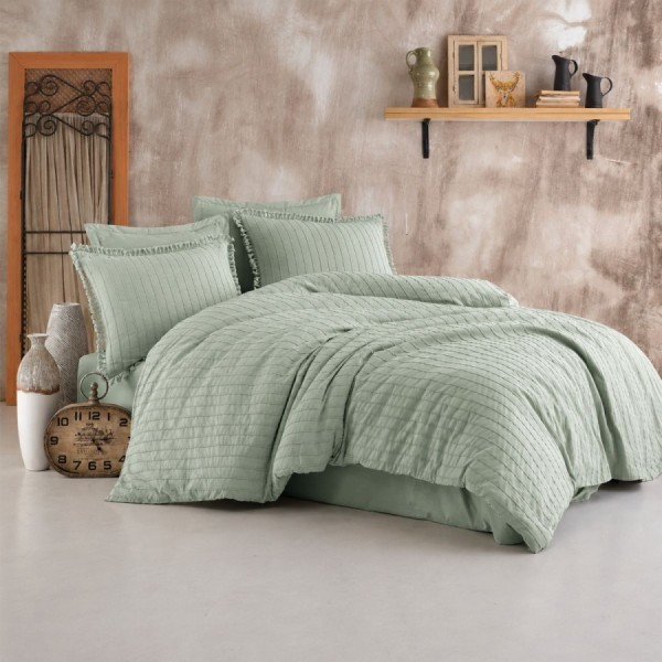 Lenjerie de pat jacquard ranforce Estina V8 Verde Menta cu textura in dungi fine si aspect elegant