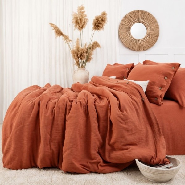 Lenjerie de pat din muselina cu 2 straturi Vetro Caramiziu Terra 6 piese cu nasturi decorativi