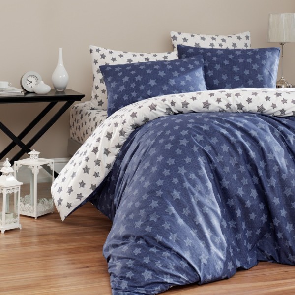 Lenjerie de pat Story Home Light Navy Blue din bumbac cu model de stele albastre și gri pe fundal albastru închis și alb